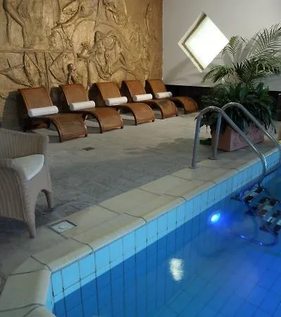Ξενοδοχείο Alexander Palace 4*