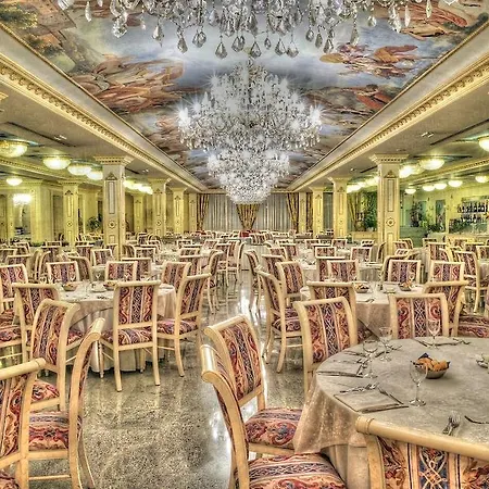 Ξενοδοχείο Alexander Palace Αμπάνο Τέρμε