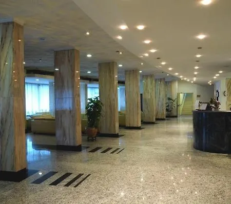 Alexander Palace Otel